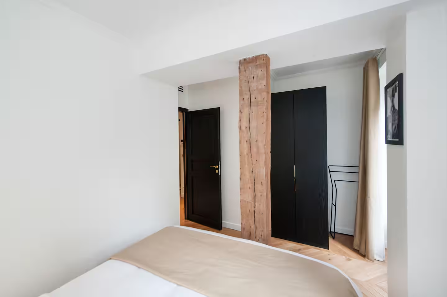 Odéon-Notre Dame de Paris (B)